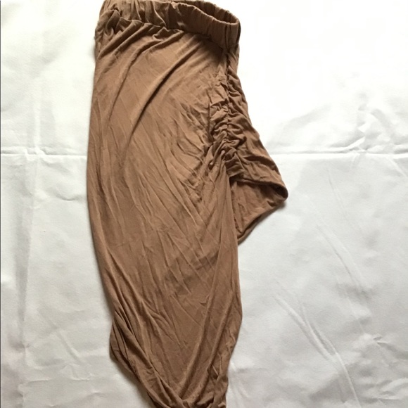 beautiful pointed coffee skirt - Picture 3 of 6